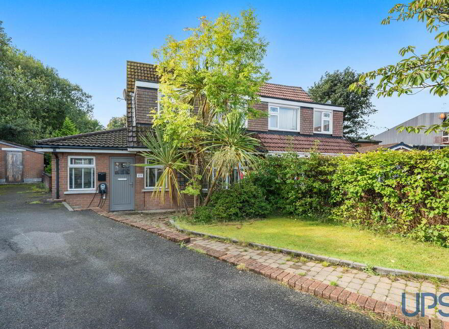 27 Orchardville Gardens, Finaghy Road North, Belfast, BT10 0JU
