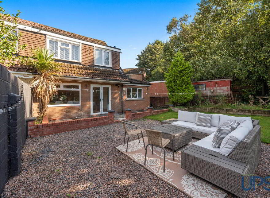 27 Orchardville Gardens, Finaghy Road North, Belfast, BT10 0JU