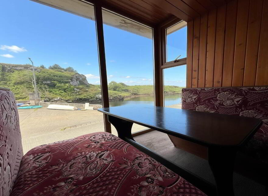 Bunbeg House, Harbour Road, Bun Beag, An Bun Beag, F92PX80