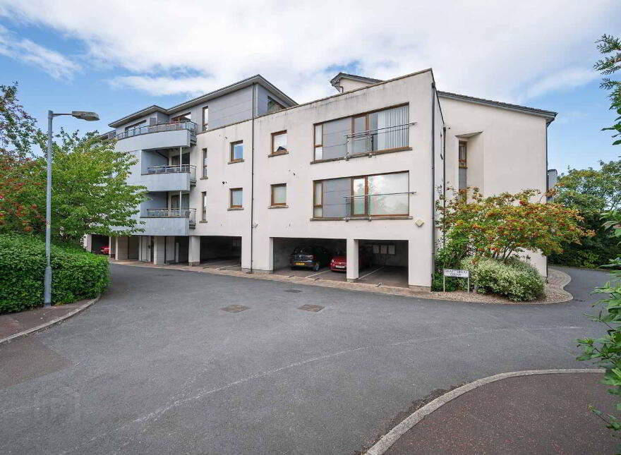 5 Shaftesbury Drive, Bangor, BT20 3GF