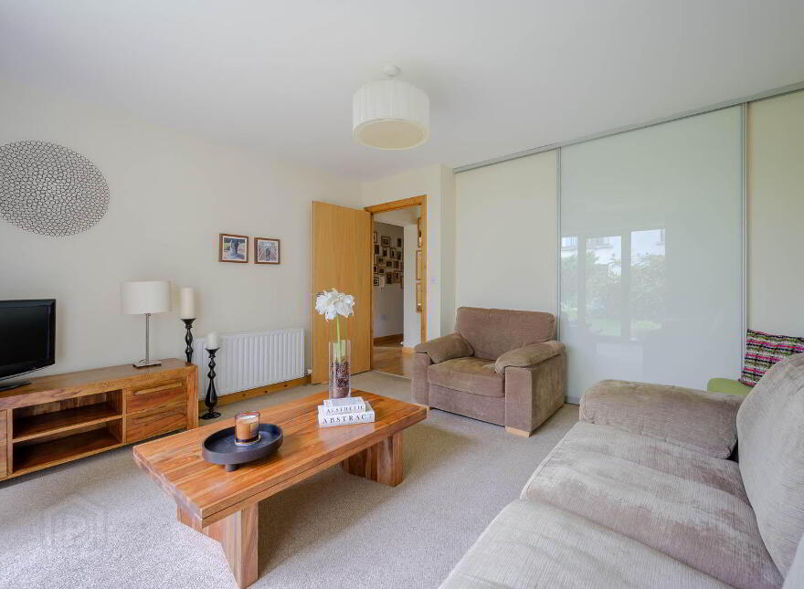 5 Shaftesbury Drive, Bangor, BT20 3GF