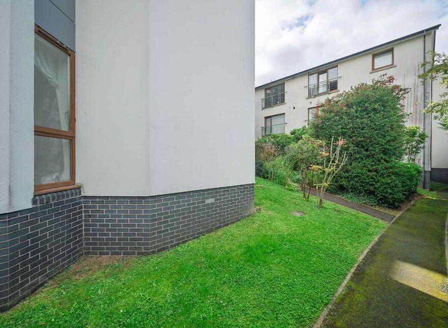 5 Shaftesbury Drive, Bangor, BT20 3GF