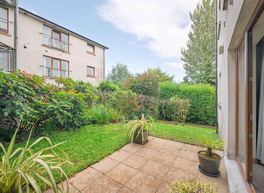 5 Shaftesbury Drive, Bangor, BT20 3GF