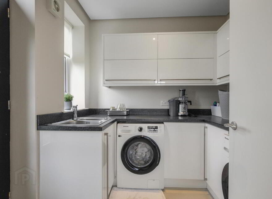 59 Farm Lodge Drive, Greenisland, Carrickfergus, BT38 8XN