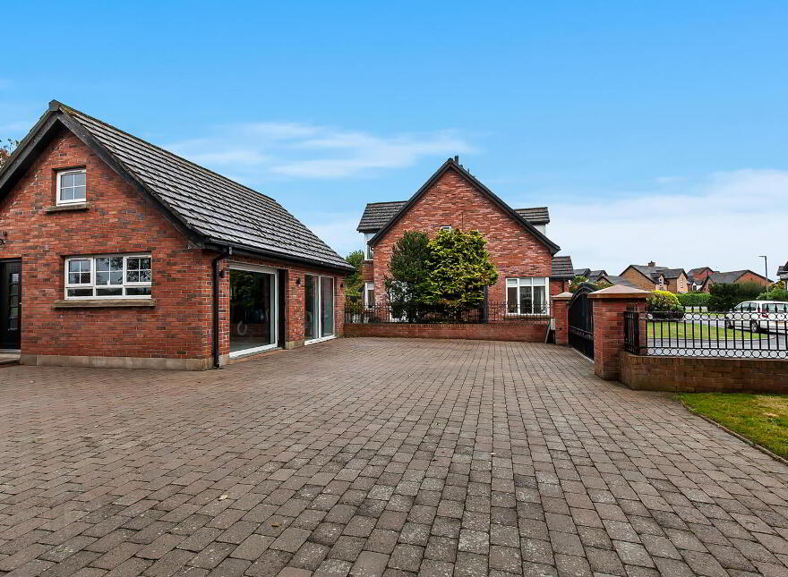 59 Farm Lodge Drive, Greenisland, Carrickfergus, BT38 8XN