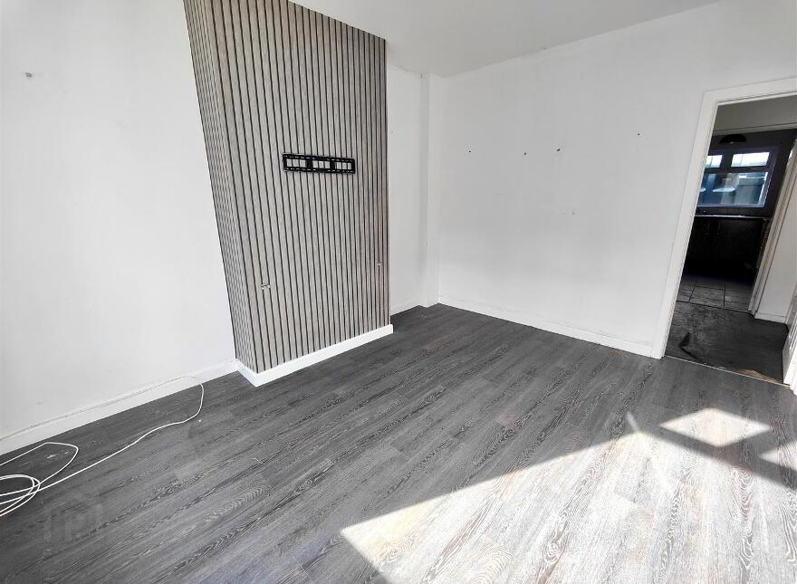 24 Glenside Parade, Belfast, BT14 8AH