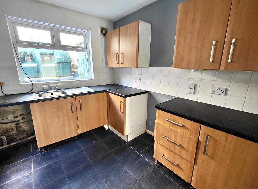 24 Glenside Parade, Belfast, BT14 8AH