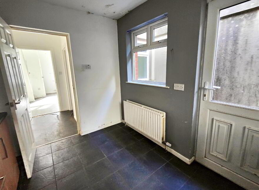 24 Glenside Parade, Belfast, BT14 8AH