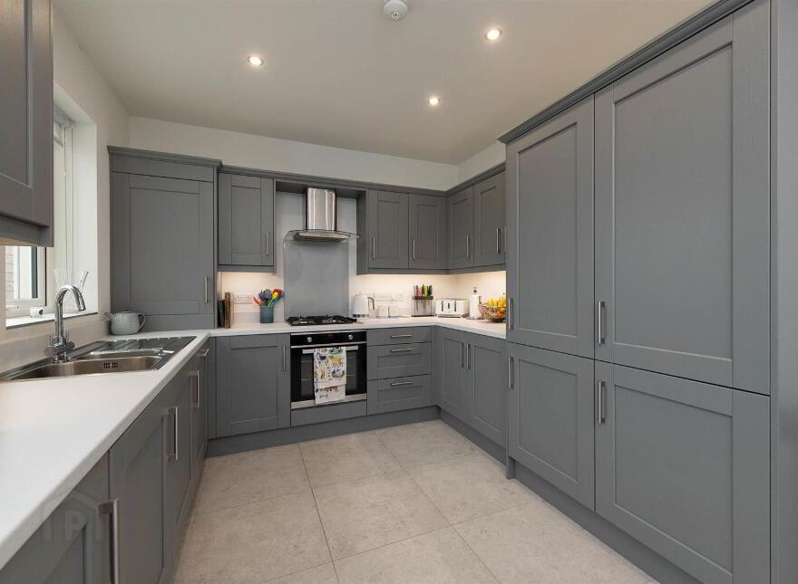 5 Mealough Gardens, Carryduff, Belfast, BT8 8SN