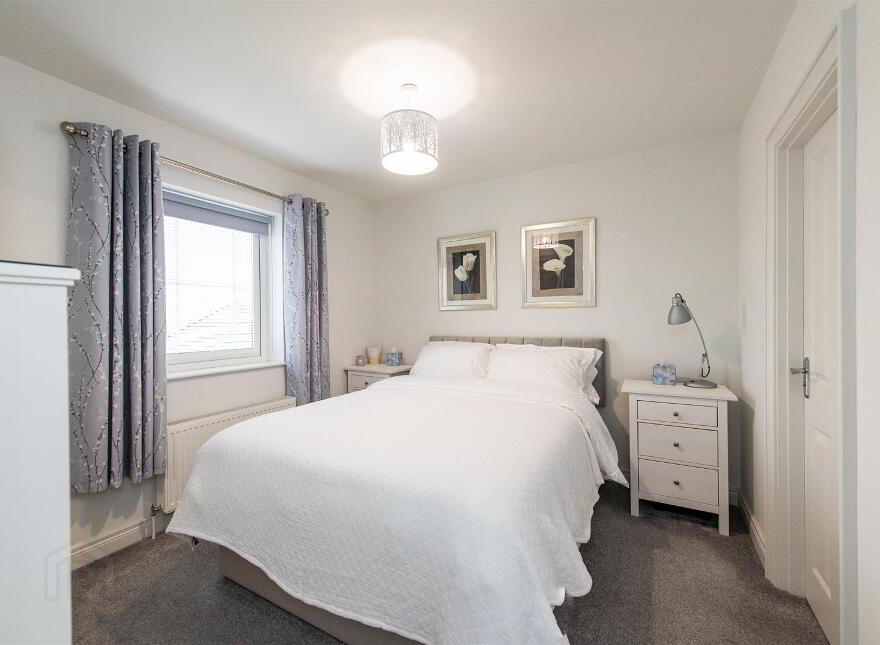 5 Mealough Gardens, Carryduff, Belfast, BT8 8SN