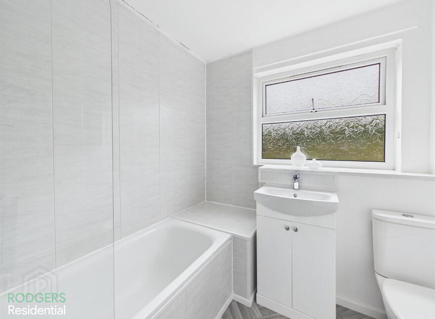 11 Vionville Close, Belfast, BT5 7NY