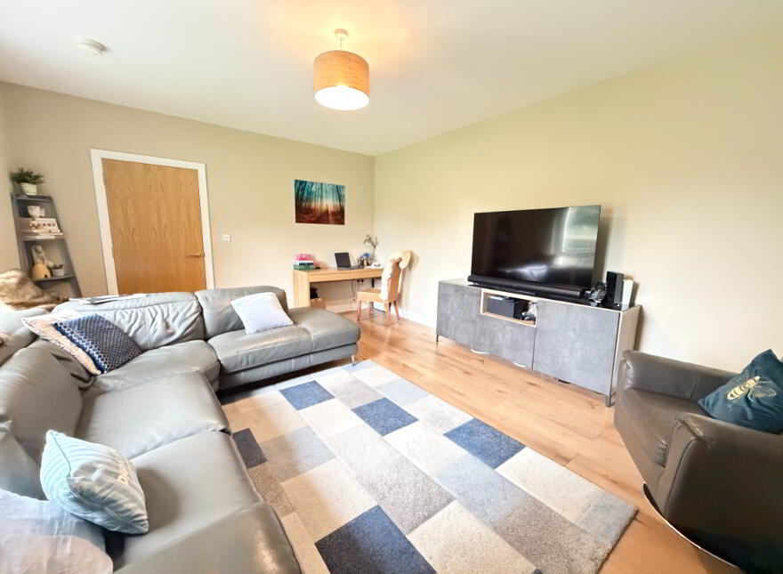 4 Three Trees Manor, Broughshane, Ballymena, BT43 7GY