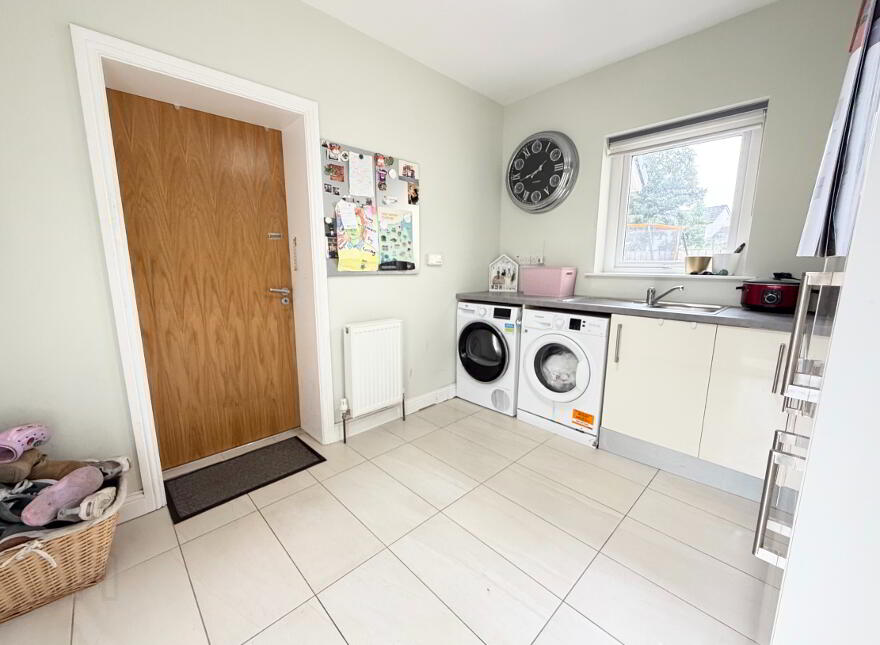 4 Three Trees Manor, Broughshane, Ballymena, BT43 7GY
