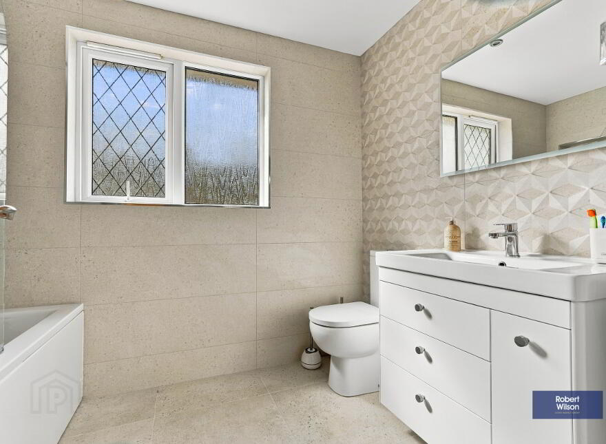 4 Regency Manor, Dollingstown, BT66 7JG