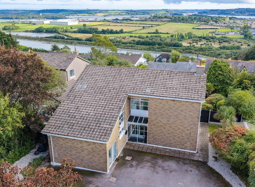 2 Ballynaroon, Glounthaune, T45PW97