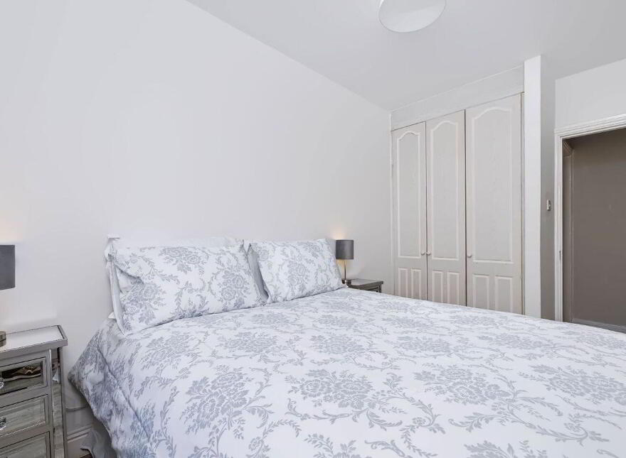 Apartment 7 Bow Bridge House ( With Parking Space, Kilmainham, Kilmainham, D08Y642