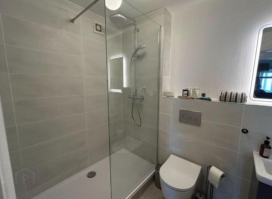 Apartment 38 Block B South Terrace Court, Cork City Centre, T12TP44