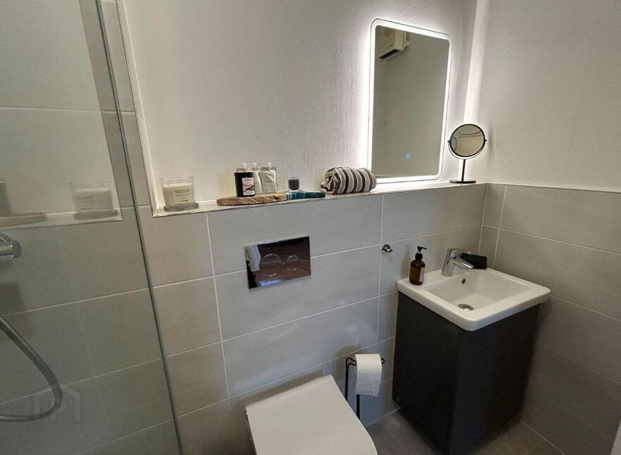 Apartment 38 Block B South Terrace Court, Cork City Centre, T12TP44