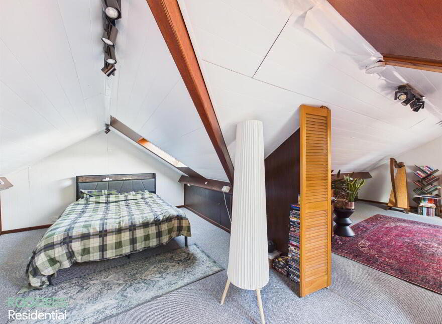 12 Beechill Park East, Belfast, BT8 6NX