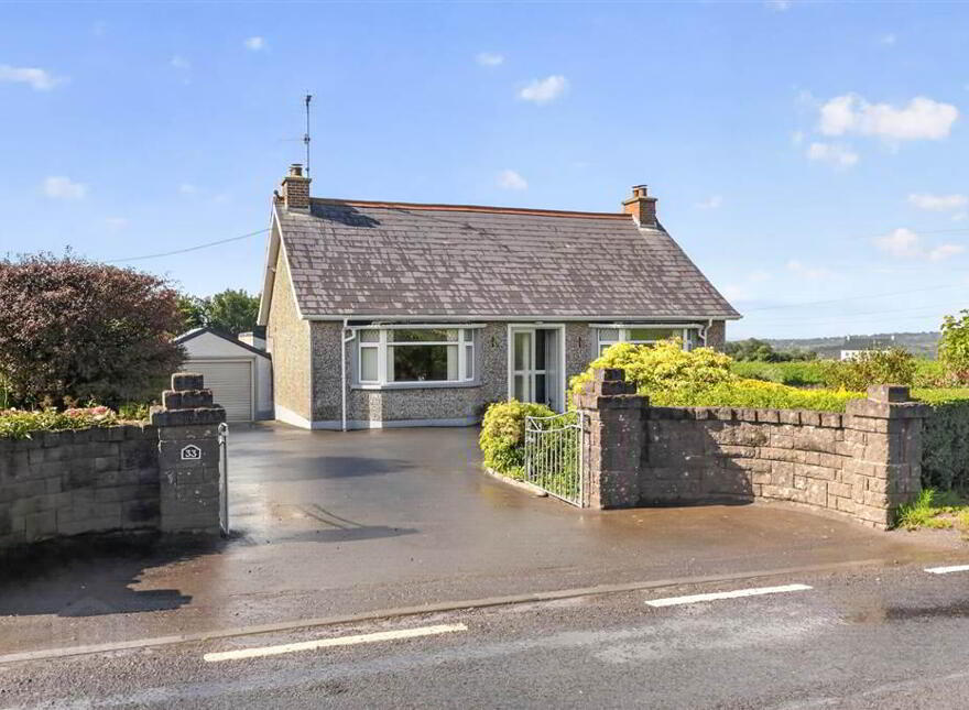 33 Stoneyford Road, Lisburn, BT28 3RG