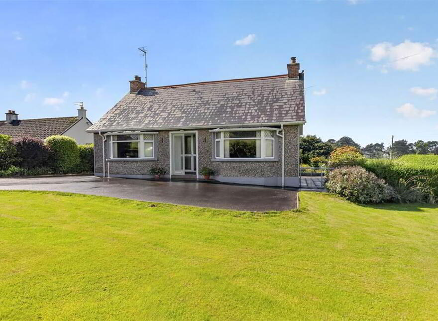33 Stoneyford Road, Lisburn, BT28 3RG