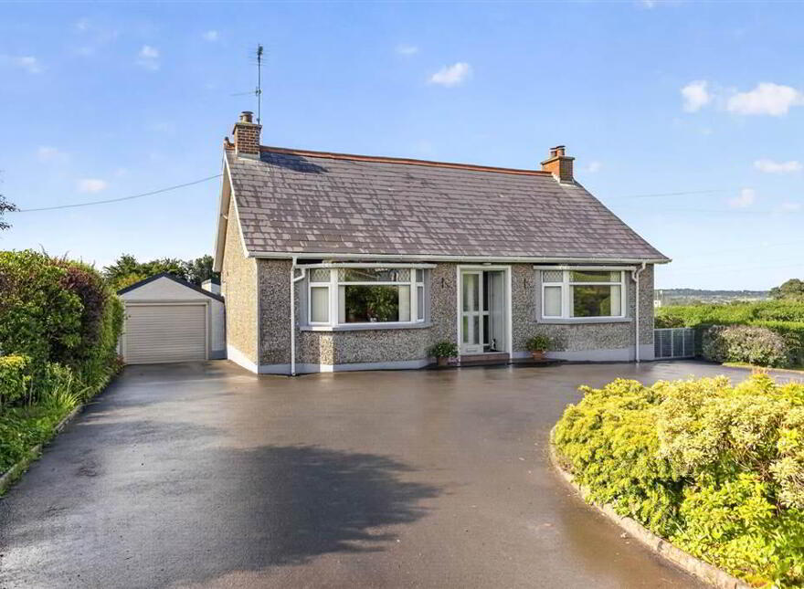 33 Stoneyford Road, Lisburn, BT28 3RG