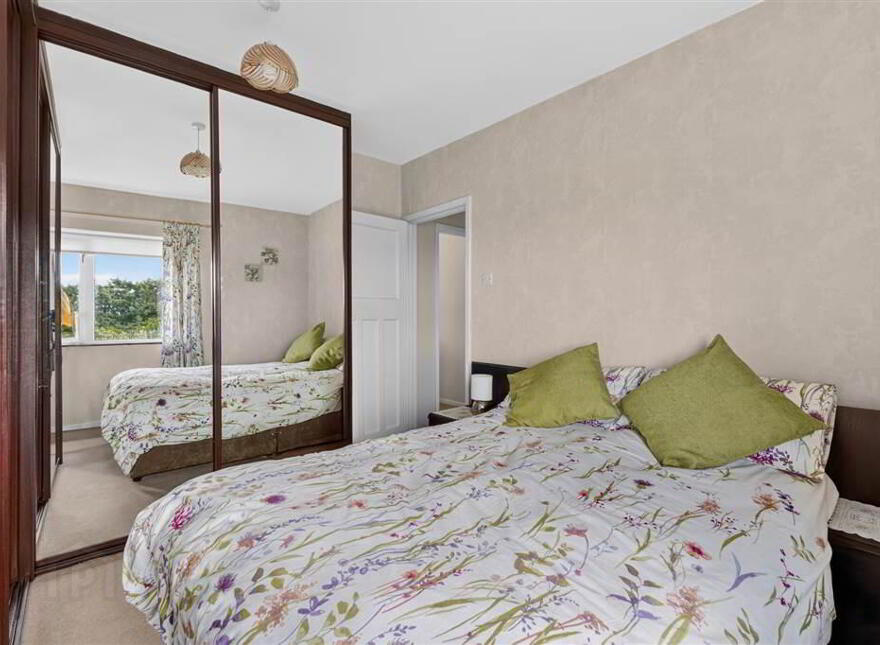 33 Stoneyford Road, Lisburn, BT28 3RG