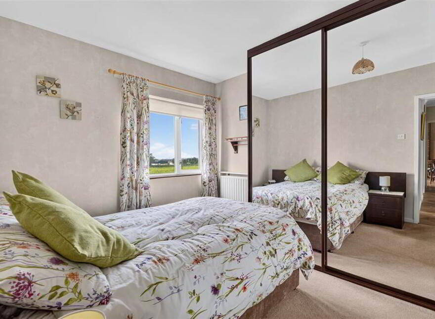 33 Stoneyford Road, Lisburn, BT28 3RG