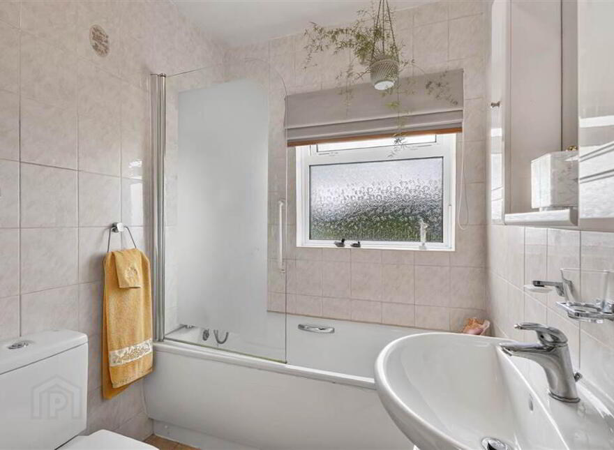 33 Stoneyford Road, Lisburn, BT28 3RG