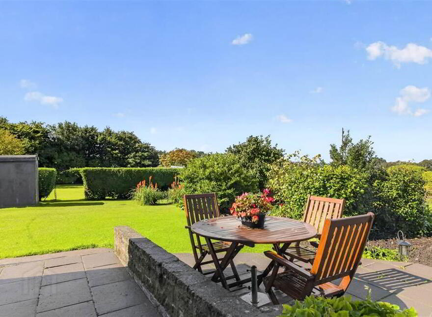 33 Stoneyford Road, Lisburn, BT28 3RG