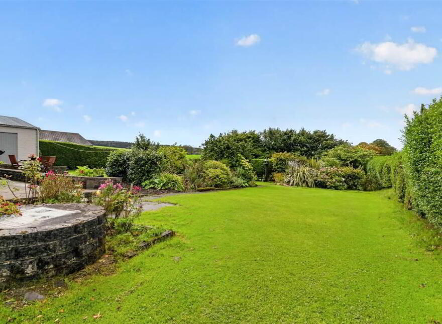 33 Stoneyford Road, Lisburn, BT28 3RG