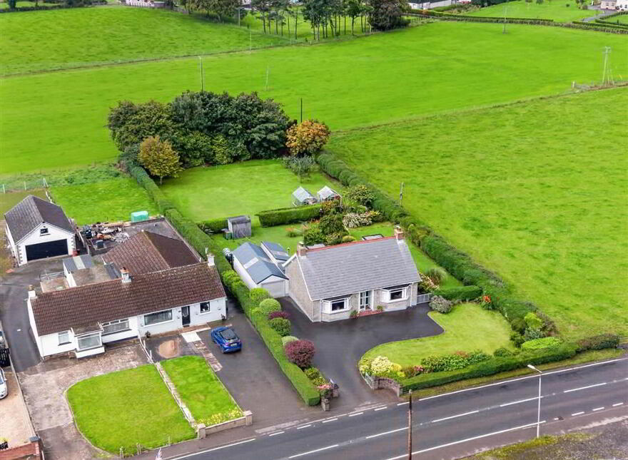 33 Stoneyford Road, Lisburn, BT28 3RG