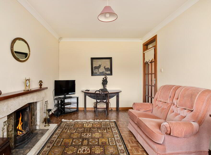 Oak Lawns, Clonee Road, Westmanstown, Lucan, K78P934