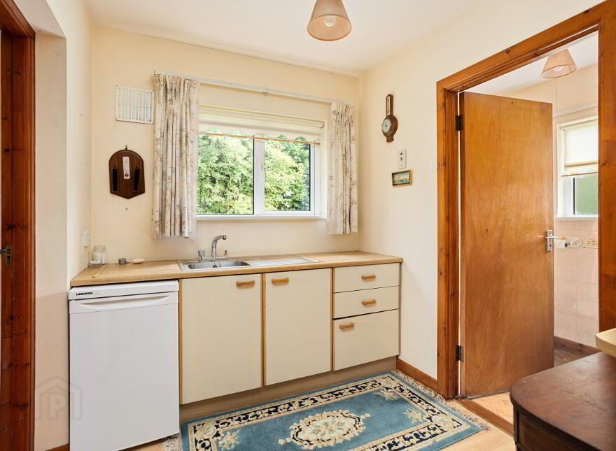 Oak Lawns, Clonee Road, Westmanstown, Lucan, K78P934
