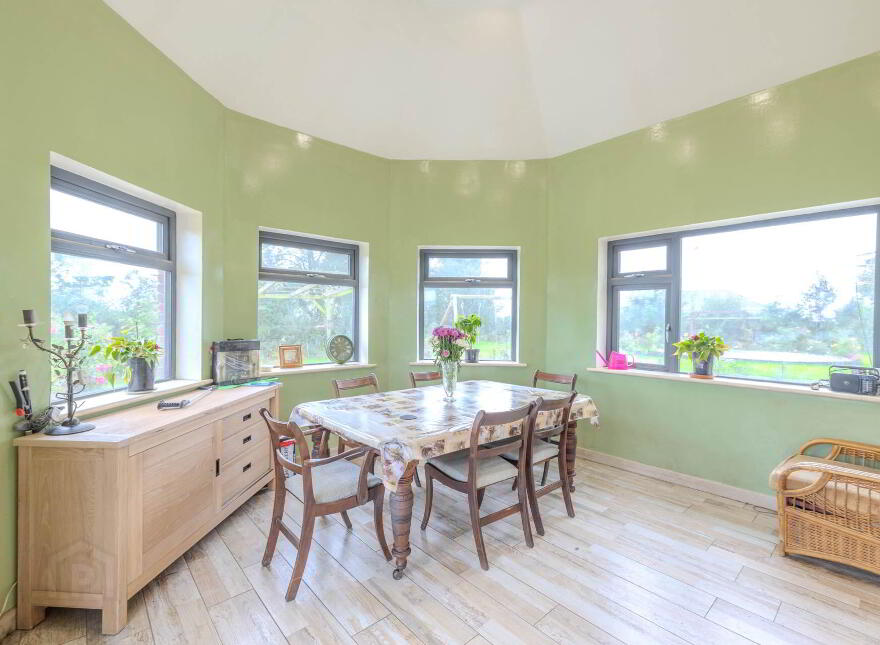 Isleham House, Tullytreane, Crosskeys, Cavan Town, H12DK86