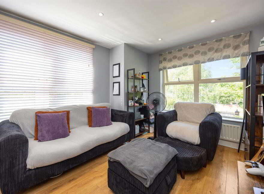 Apt 2, 2 Burghley Mews, Belfast, BT5 7GX