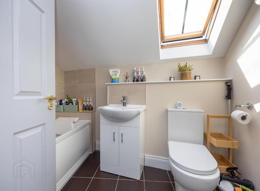Apt 2, 2 Burghley Mews, Belfast, BT5 7GX