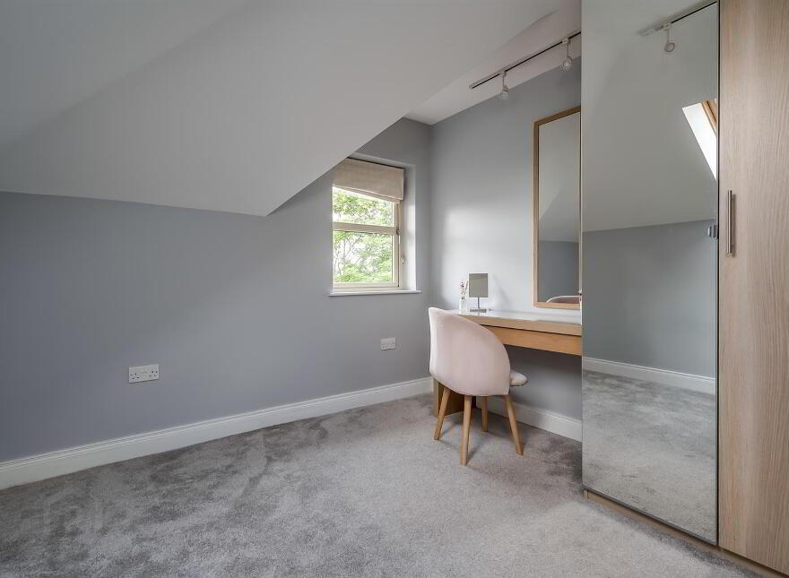 Apt 2, 2 Burghley Mews, Belfast, BT5 7GX