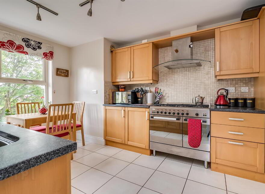 Apt 2, 2 Burghley Mews, Belfast, BT5 7GX