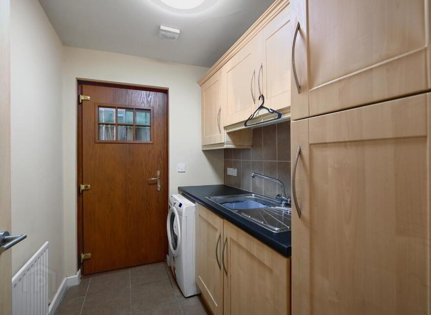 4 Ormiston Square, Belfast, BT4 2RU