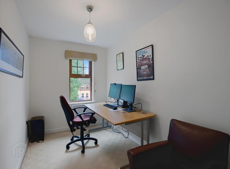 4 Ormiston Square, Belfast, BT4 2RU