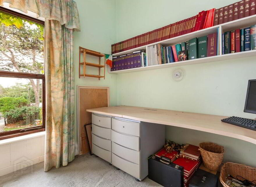 13 Burrow Road, Sutton, Sutton, D13E0W5