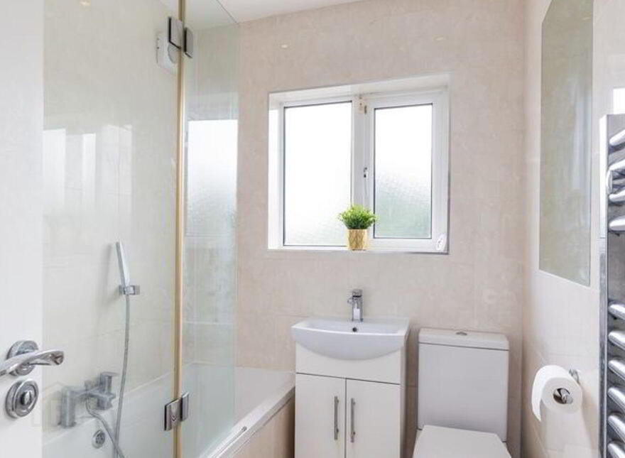 4 Cedarwood Road, Finglas, Finglas, D11YX33