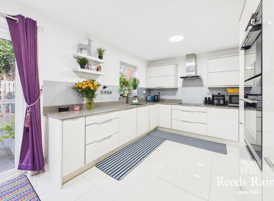 85 Meadowvale Crescent, Bangor, BT19 1HX