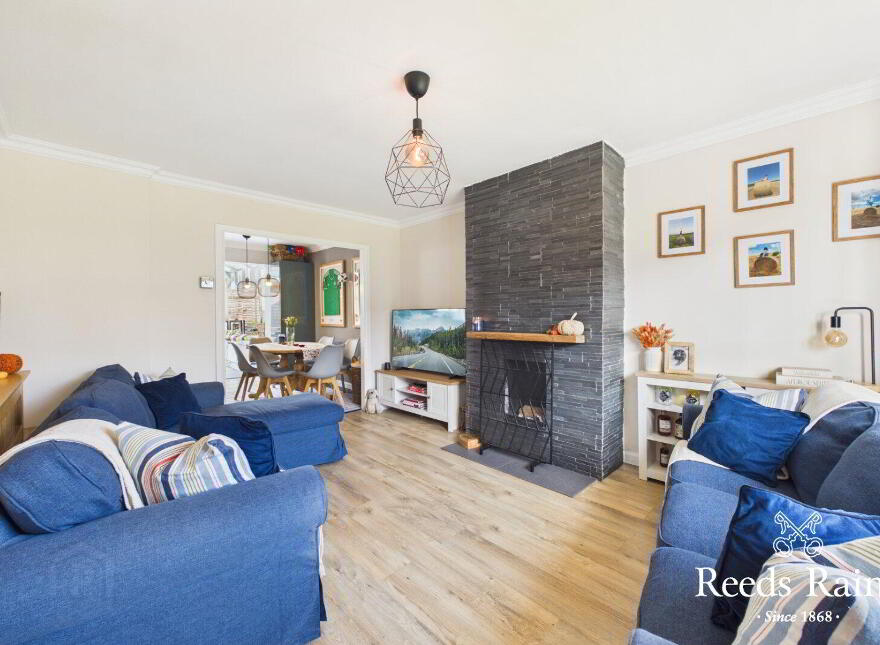 34 Ringhaddy Drive, Newtownards, BT23 8XB