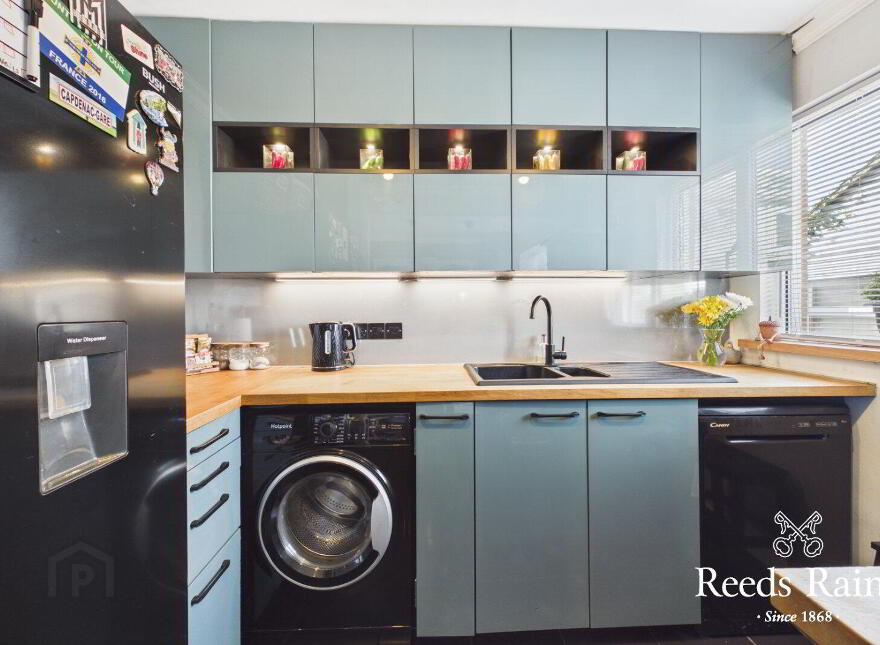 34 Ringhaddy Drive, Newtownards, BT23 8XB