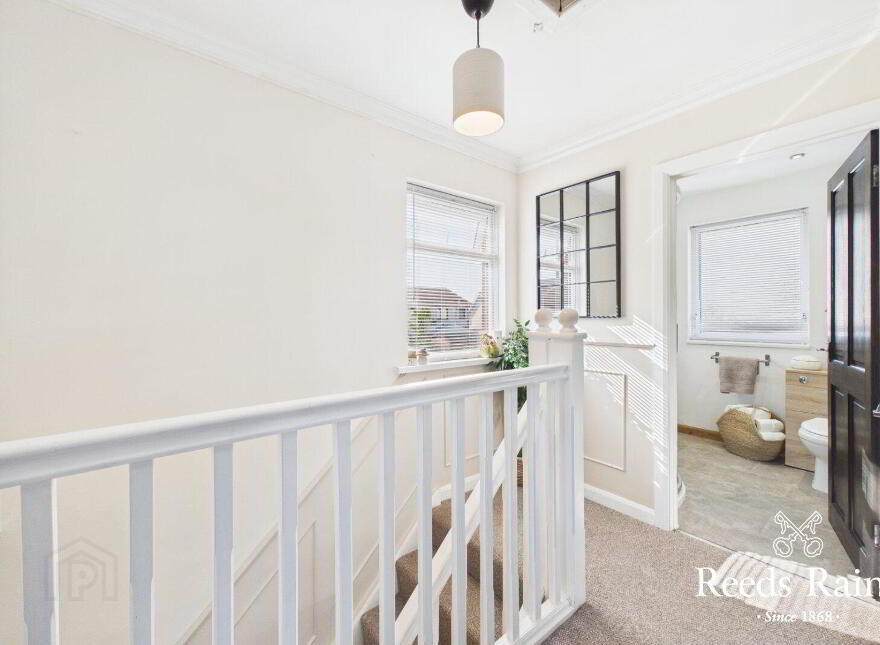 34 Ringhaddy Drive, Newtownards, BT23 8XB