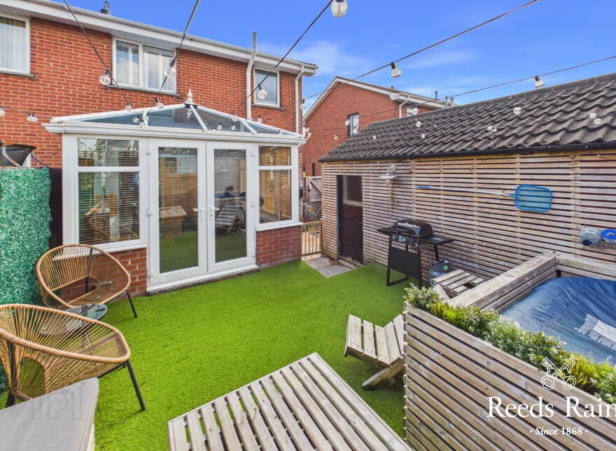 34 Ringhaddy Drive, Newtownards, BT23 8XB