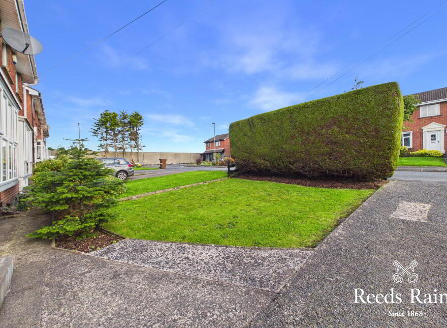 34 Ringhaddy Drive, Newtownards, BT23 8XB