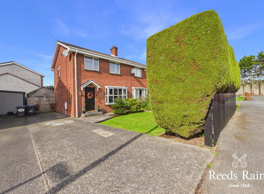 34 Ringhaddy Drive, Newtownards, BT23 8XB